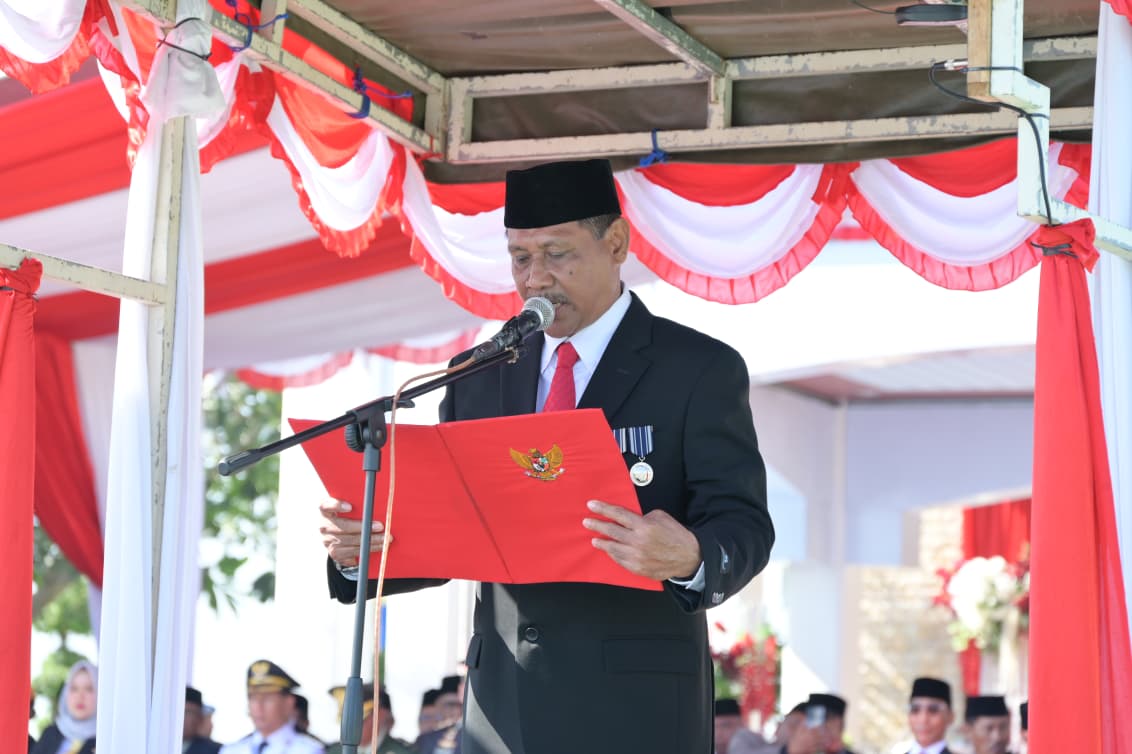 Semarak HUT ke-81 RI, Dispar Kabupaten Bima Ikuti Upacara Pengibaran dan Penurunan Bendera